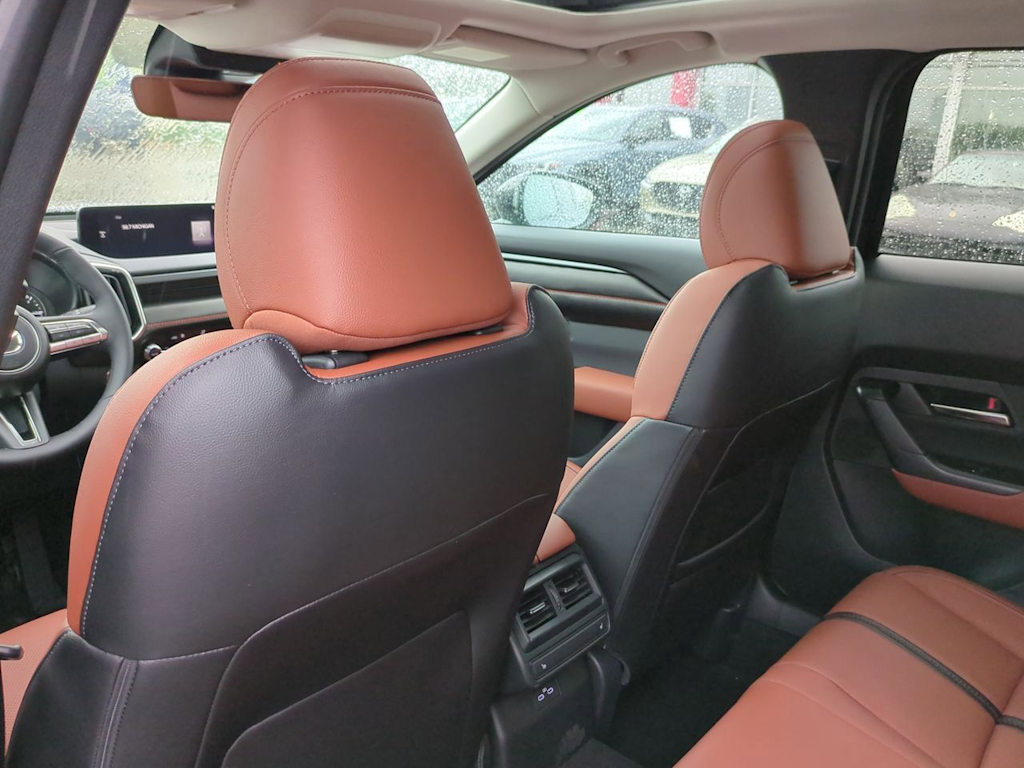 Thumbnail: 2025 Mazda CX-50 - 12