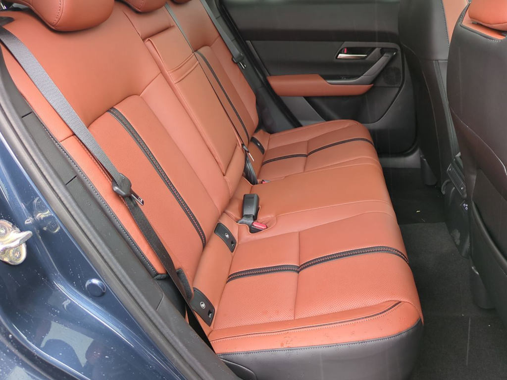 Thumbnail: 2025 Mazda CX-50 - 25