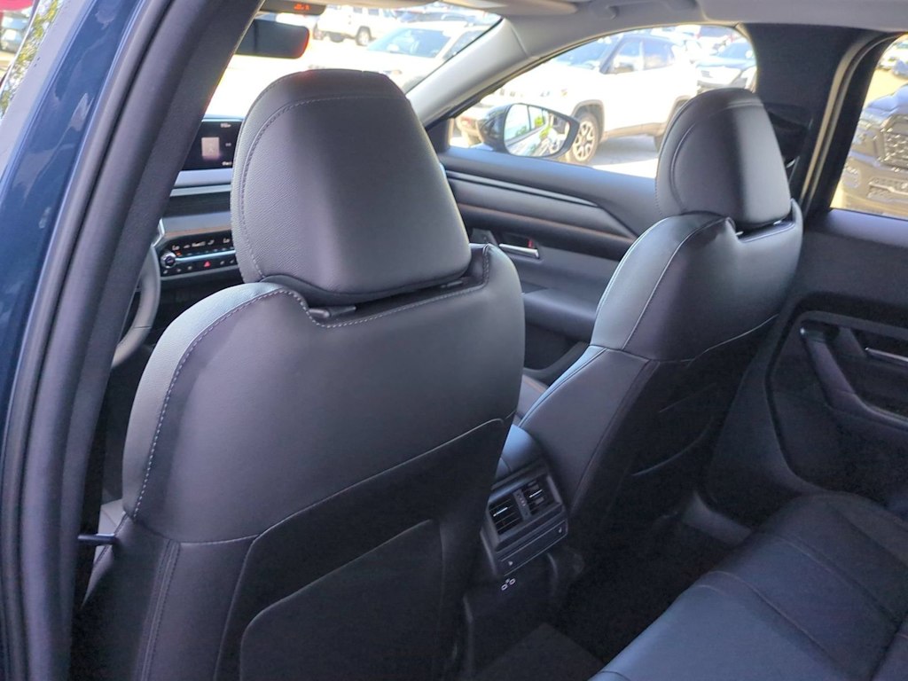 Thumbnail: 2026 Mazda CX-50 - 11