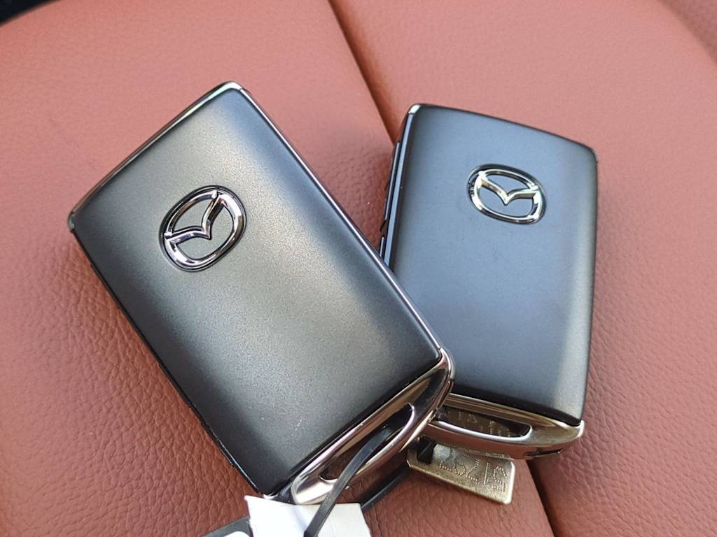 Thumbnail: 2026 Mazda CX-50 - 17