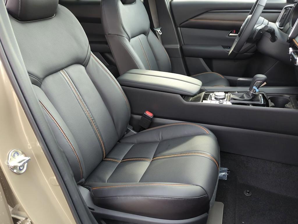 Thumbnail: 2025 Mazda CX-50 - 11