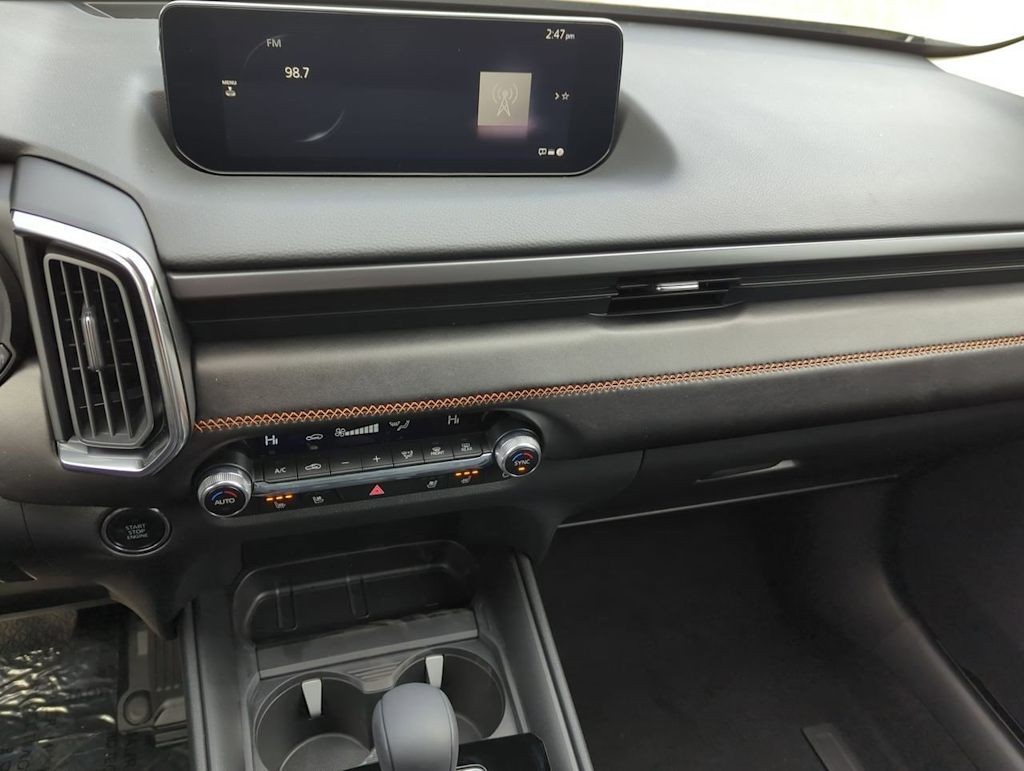 Thumbnail: 2025 Mazda CX-50 - 14