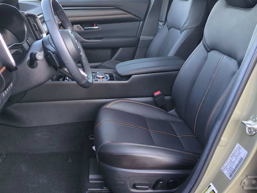 Thumbnail: 2025 Mazda CX-50 - 11