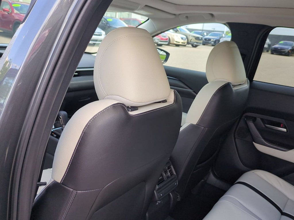 Thumbnail: 2026 Mazda CX-50 - 12
