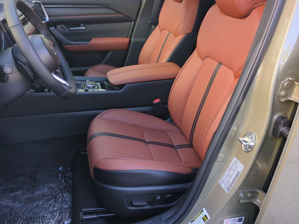 Thumbnail: 2025 Mazda CX-50 - 10