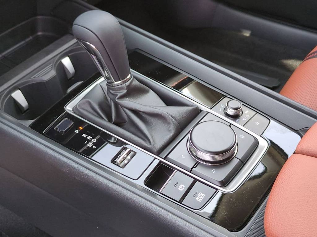 Thumbnail: 2025 Mazda CX-50 - 16