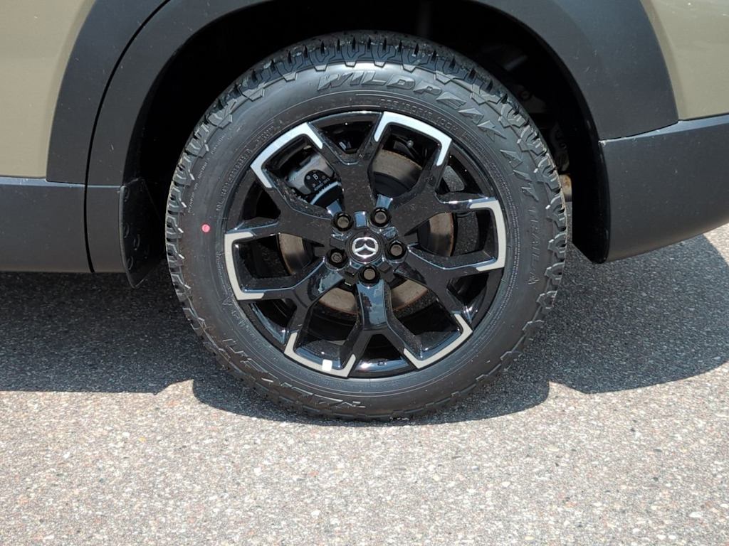 Thumbnail: 2025 Mazda CX-50 - 8