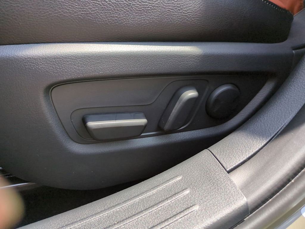 Thumbnail: 2025 Mazda CX-50 - 22