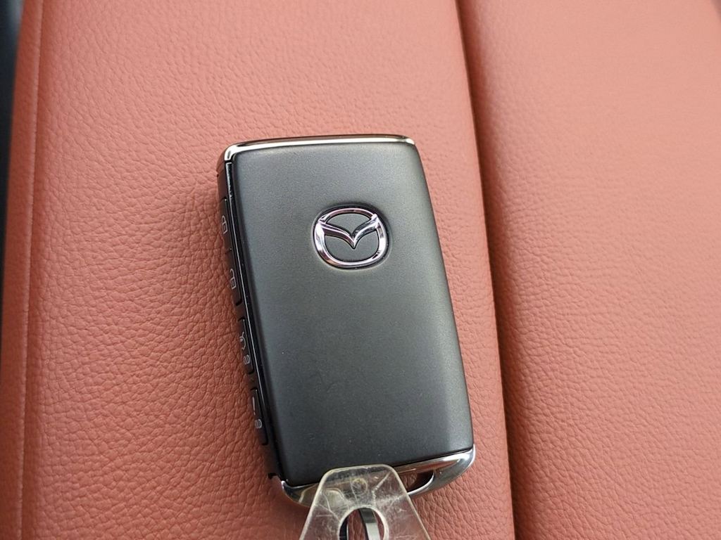 Thumbnail: 2025 Mazda CX-50 - 34