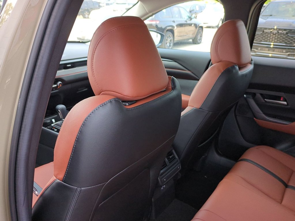 Thumbnail: 2026 Mazda CX-50 - 12