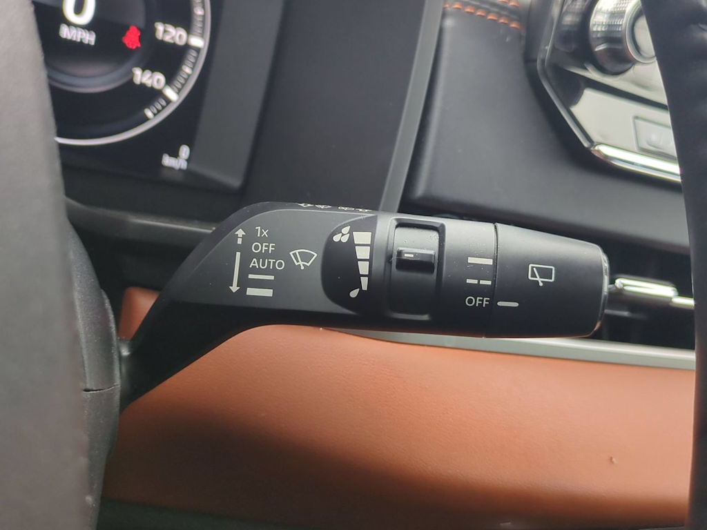 Thumbnail: 2022 Mitsubishi Outlander - 15