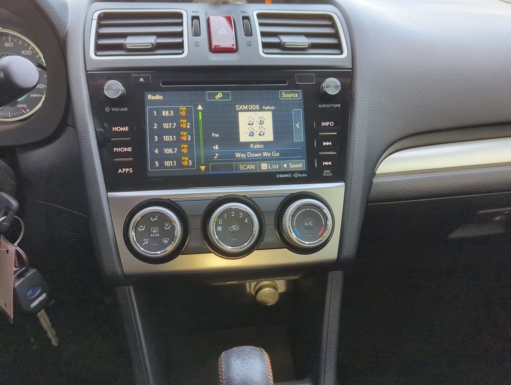 2016 Subaru Crosstrek Premium 14