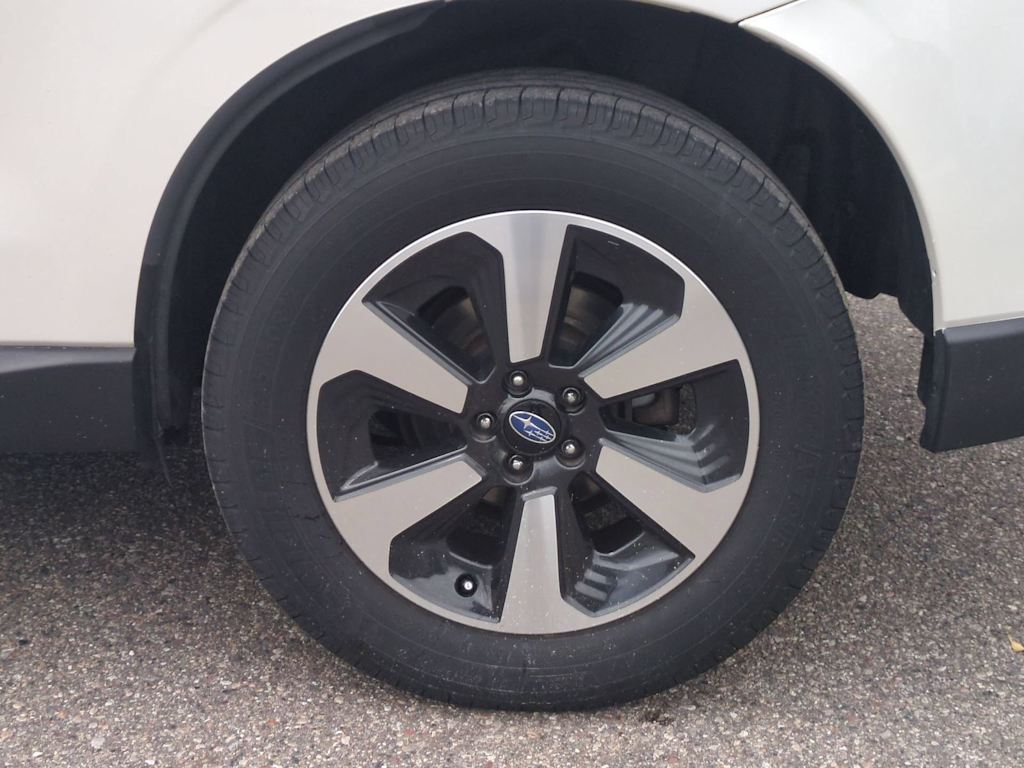 Thumbnail: 2017 Subaru Forester - 8