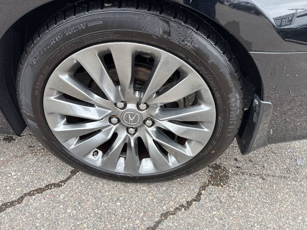 Thumbnail: 2017 Acura RLX - 16
