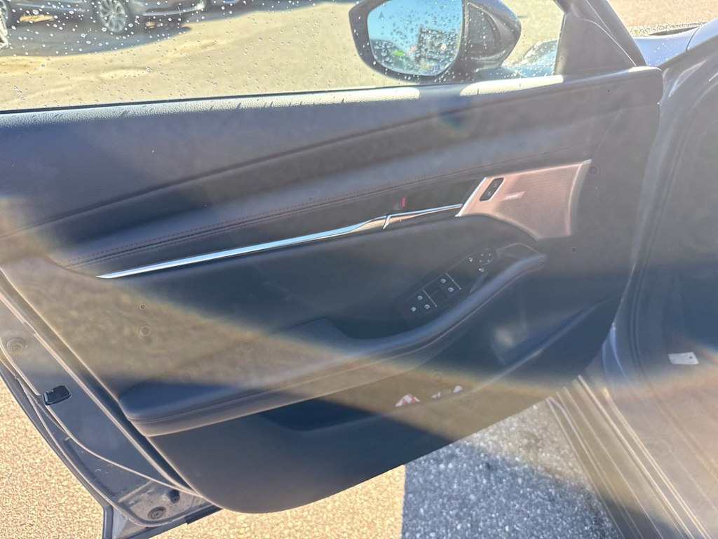 Thumbnail: 2023 Mazda Mazda3 - 21
