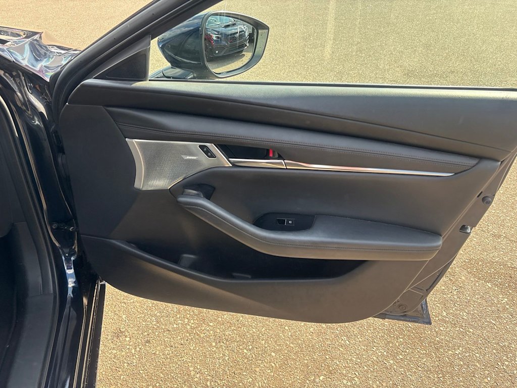 Thumbnail: 2019 Mazda Mazda3 - 24