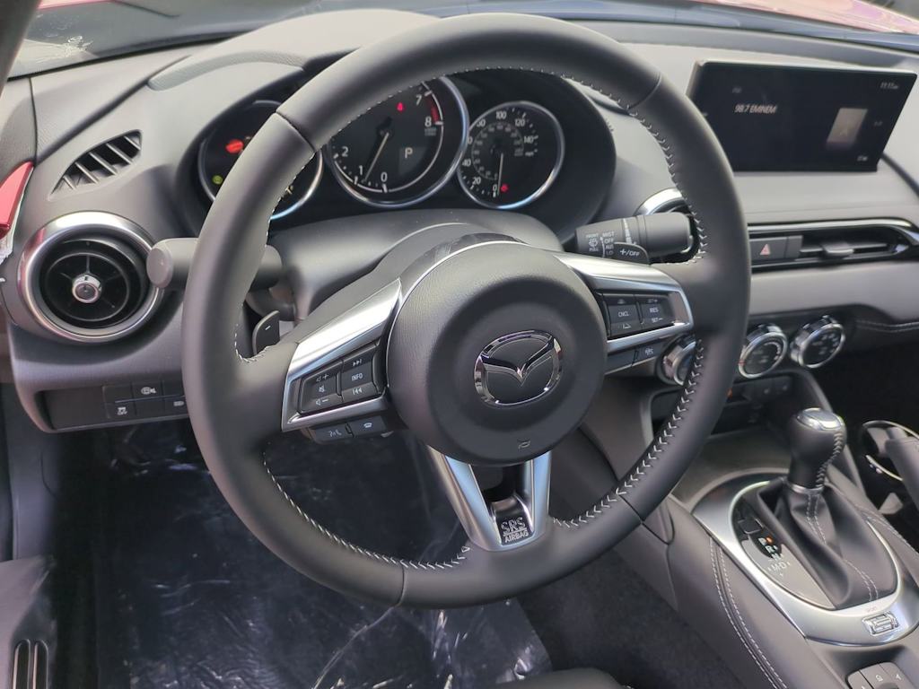 Thumbnail: 2026 Mazda MX-5 Miata - 9