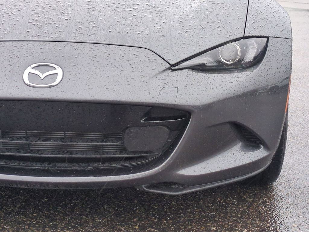 Thumbnail: 2025 Mazda MX-5 Miata - 21