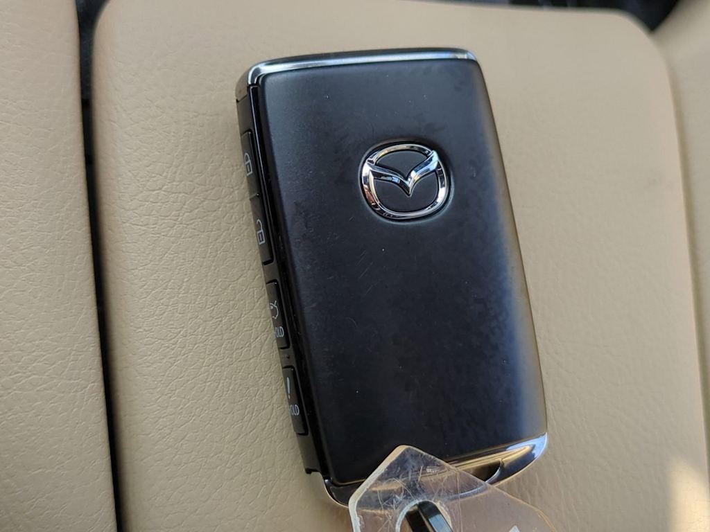 Thumbnail: 2025 Mazda MX-5 Miata - 31