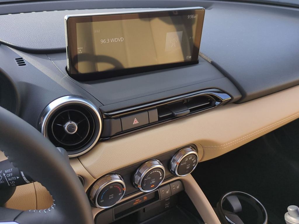 Thumbnail: 2025 Mazda MX-5 Miata - 12