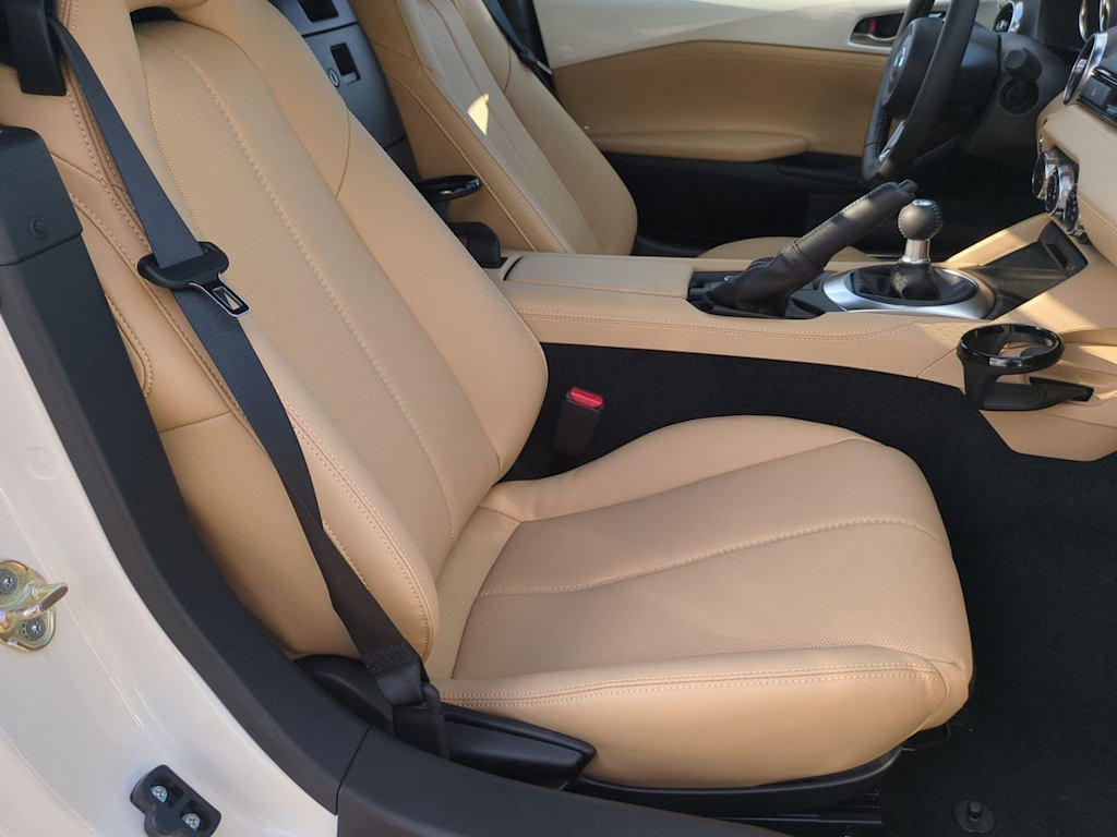 Thumbnail: 2025 Mazda MX-5 Miata - 11