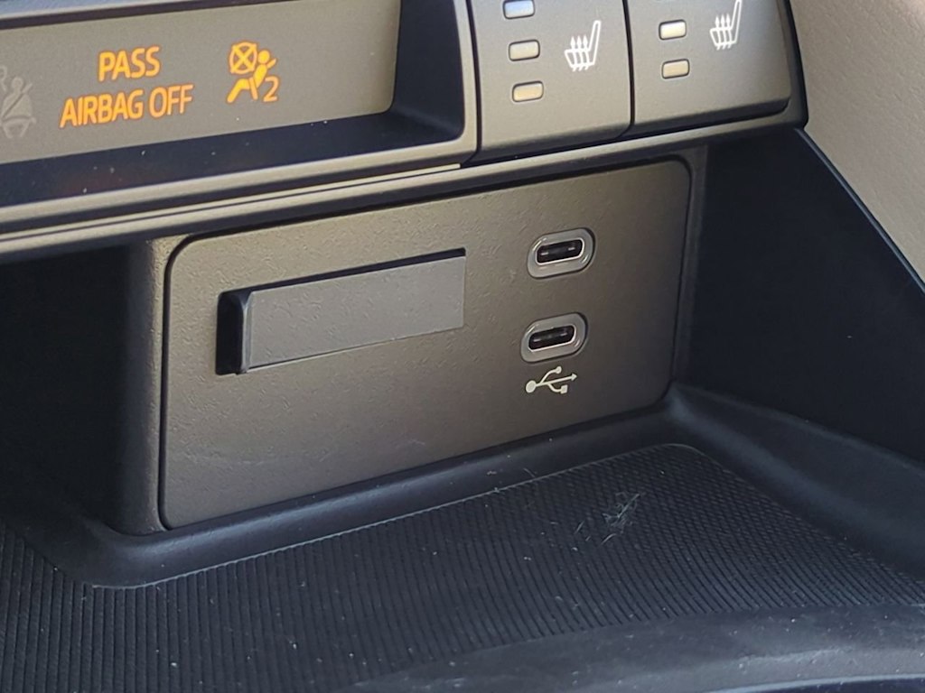 Thumbnail: 2025 Mazda MX-5 Miata - 29