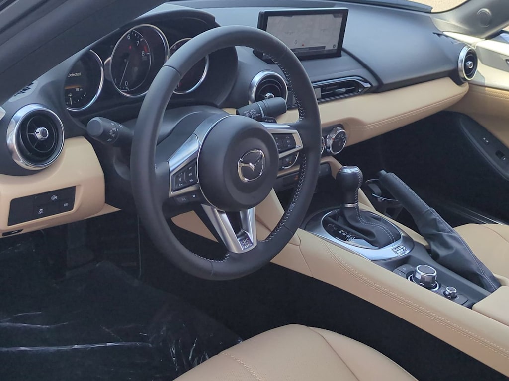 Thumbnail: 2026 Mazda MX-5 Miata - 2