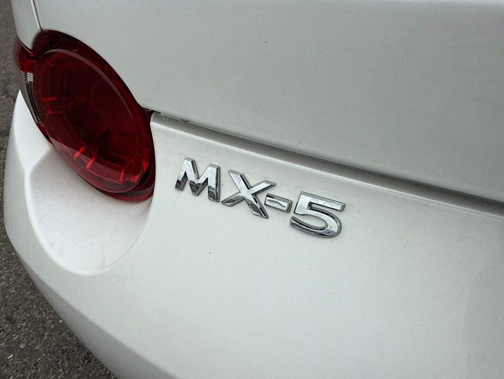 Thumbnail: 2023 Mazda MX-5 Miata - 5