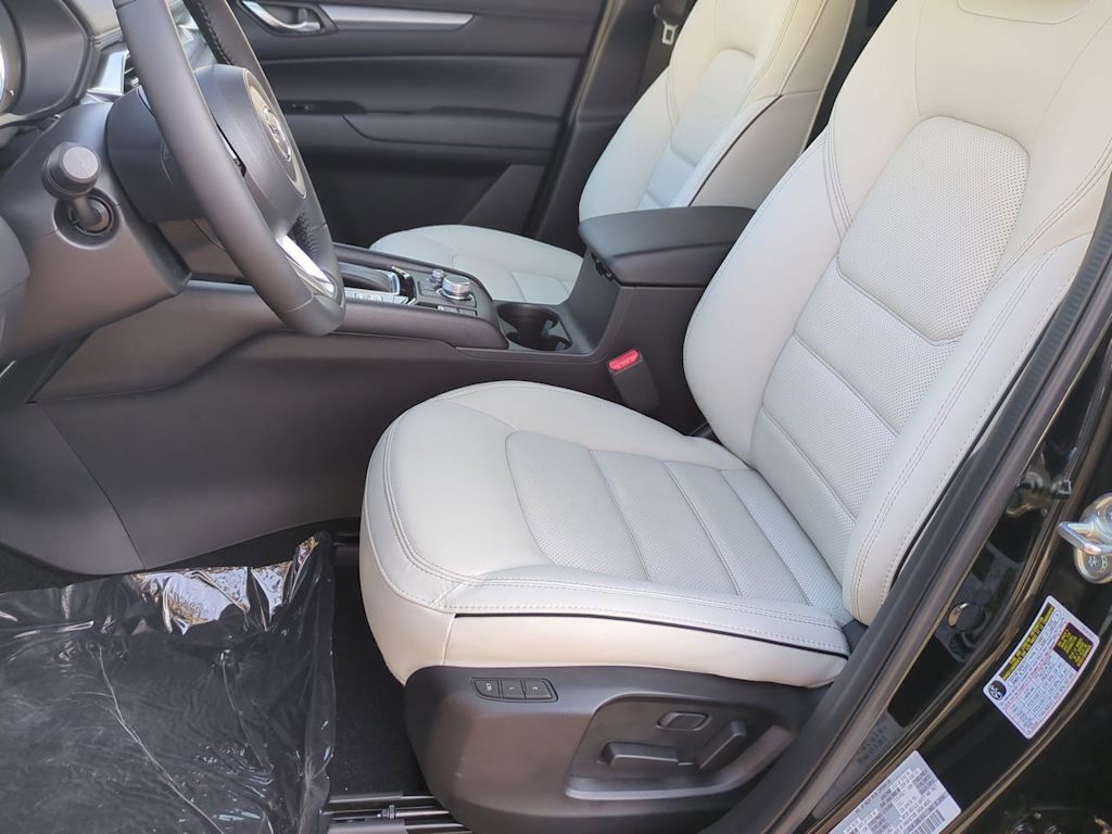 Thumbnail: 2025 Mazda CX-5 - 10