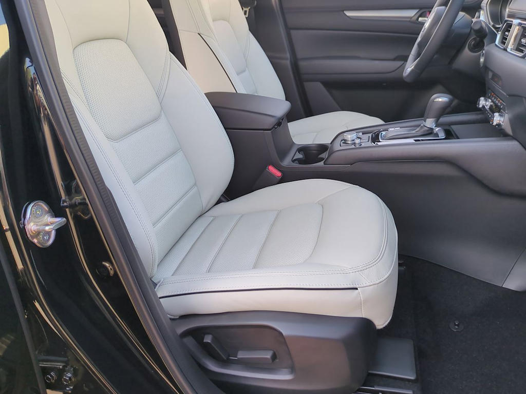 Thumbnail: 2025 Mazda CX-5 - 11