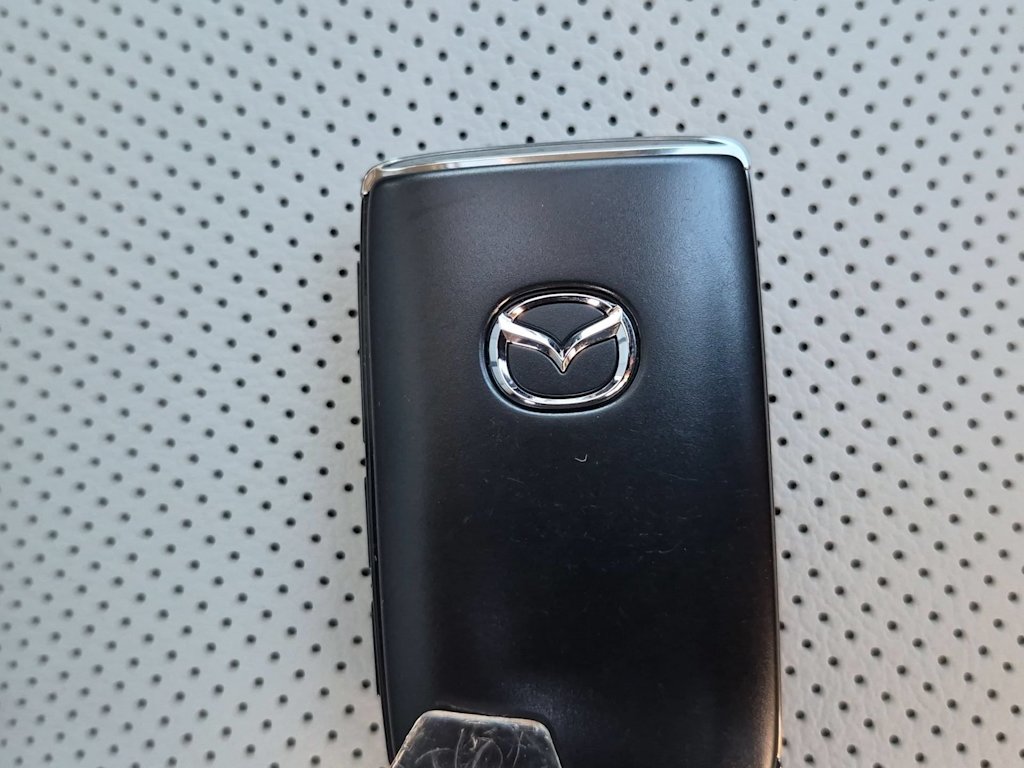 Thumbnail: 2026 Mazda CX-70 - 35