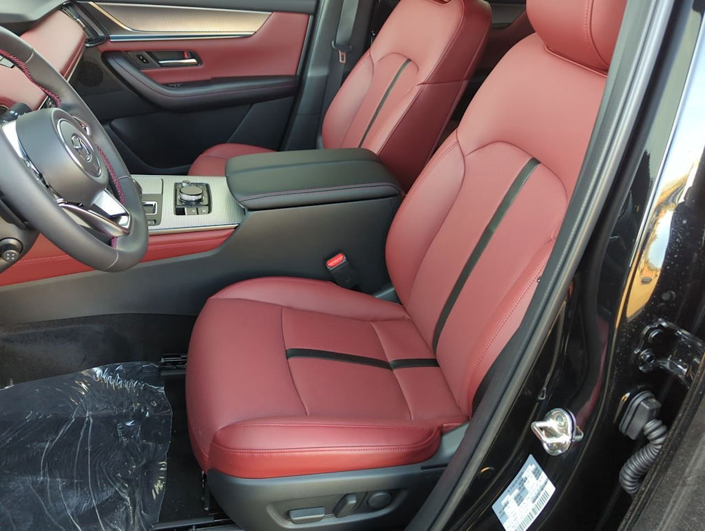 Thumbnail: 2025 Mazda CX-70 - 10