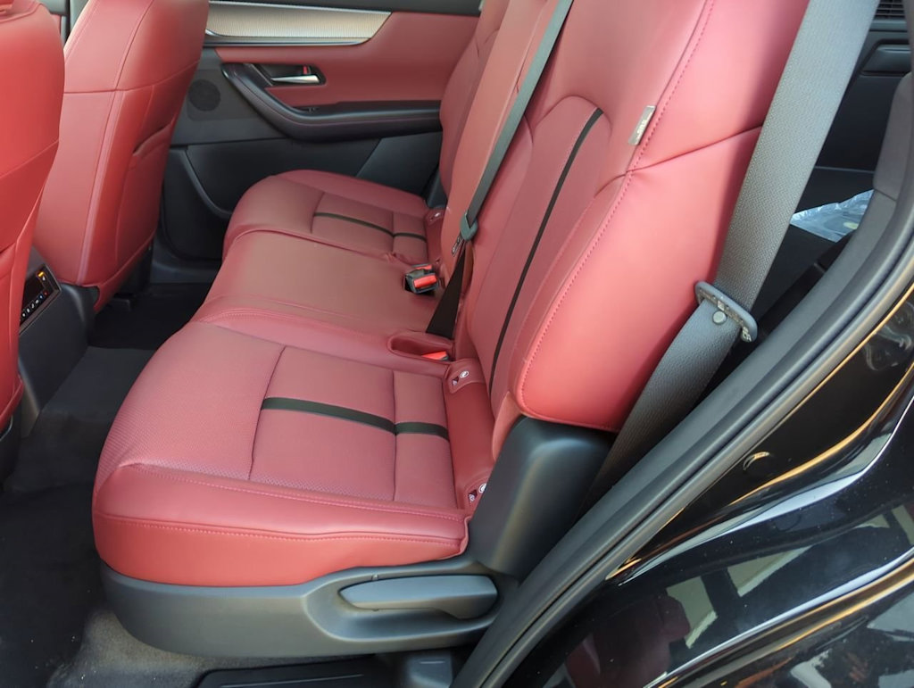 Thumbnail: 2025 Mazda CX-70 - 24