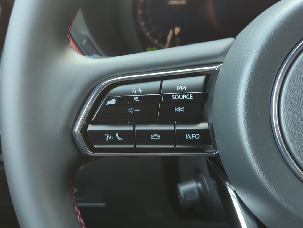 Thumbnail: 2025 Mazda CX-70 - 27