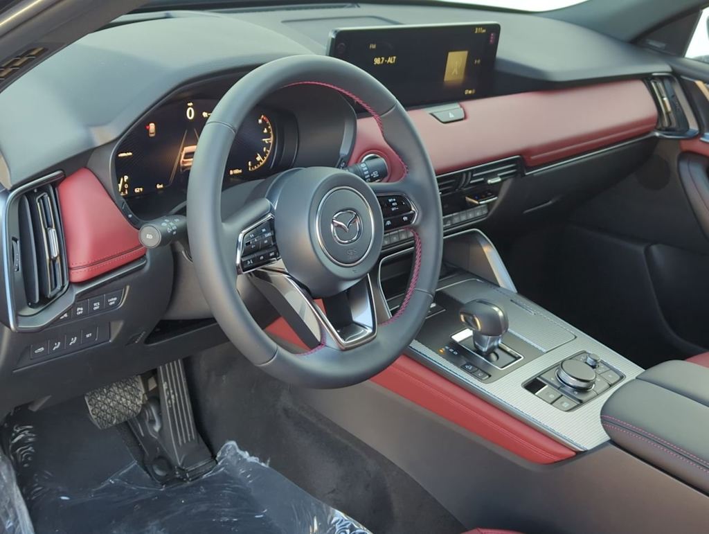 Thumbnail: 2025 Mazda CX-70 - 2