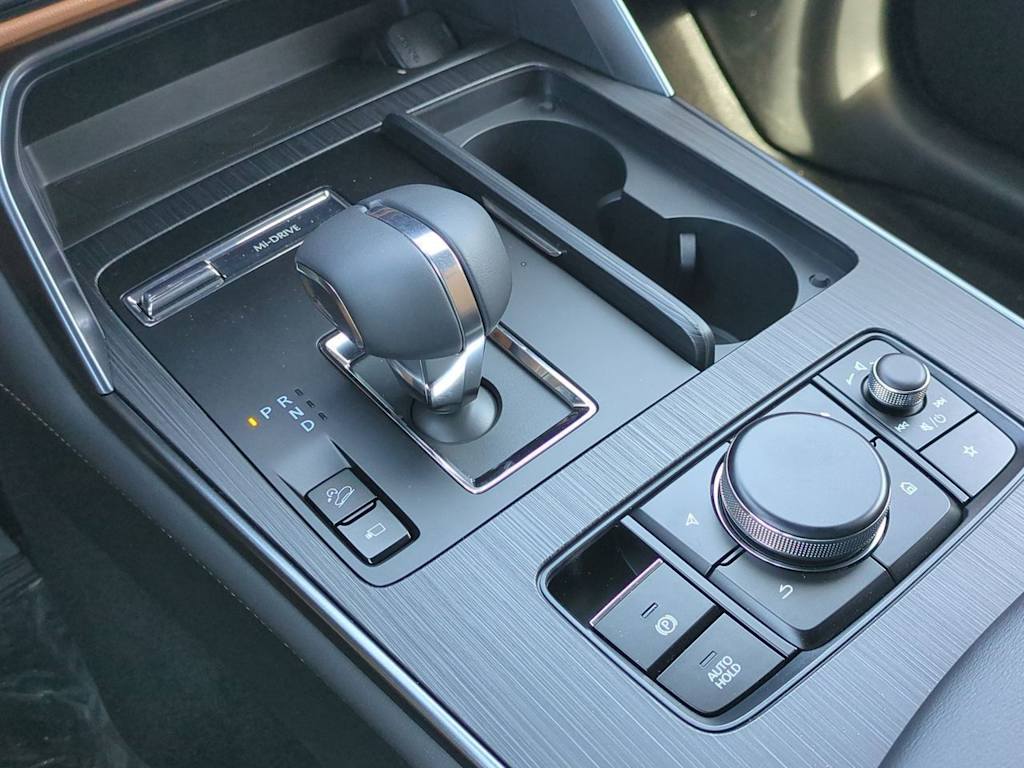 Thumbnail: 2025 Mazda CX-70 - 15