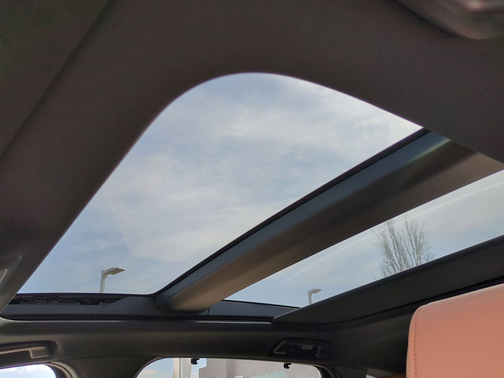 Thumbnail: 2025 Mazda CX-70 - 25
