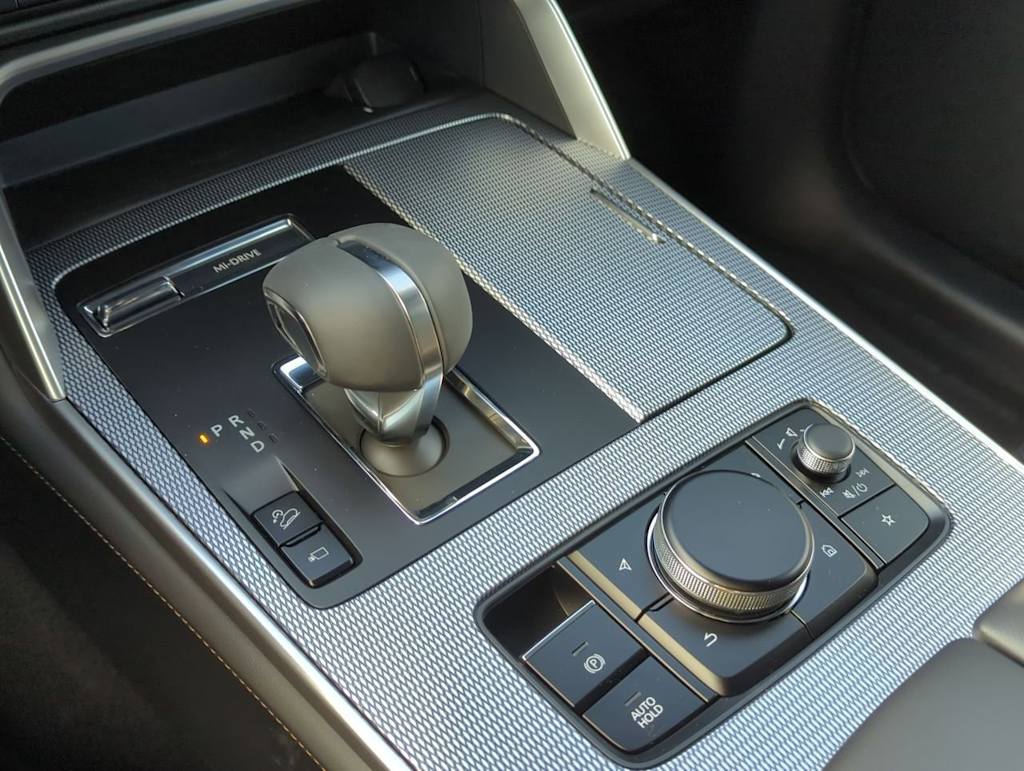 Thumbnail: 2025 Mazda CX-70 - 15