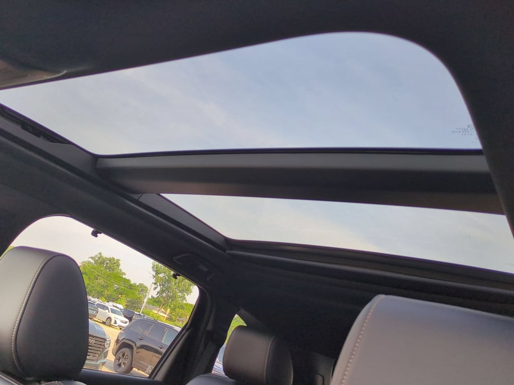 Thumbnail: 2026 Mazda CX-70 - 25