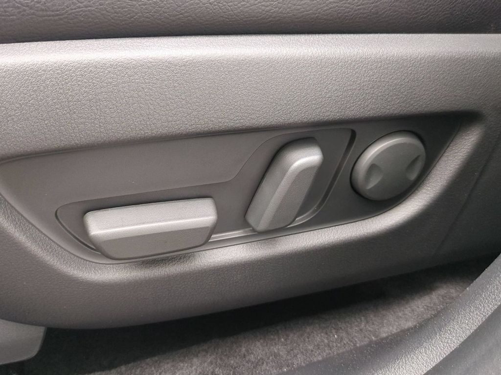 Thumbnail: 2026 Mazda CX-90 - 24