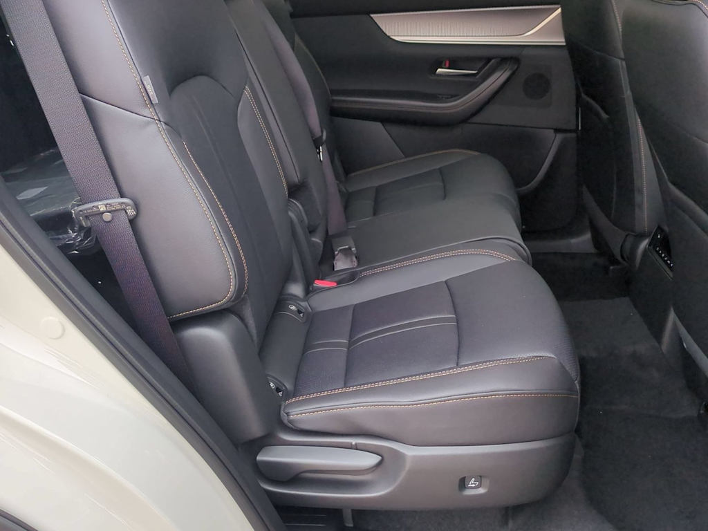 Thumbnail: 2026 Mazda CX-90 - 25