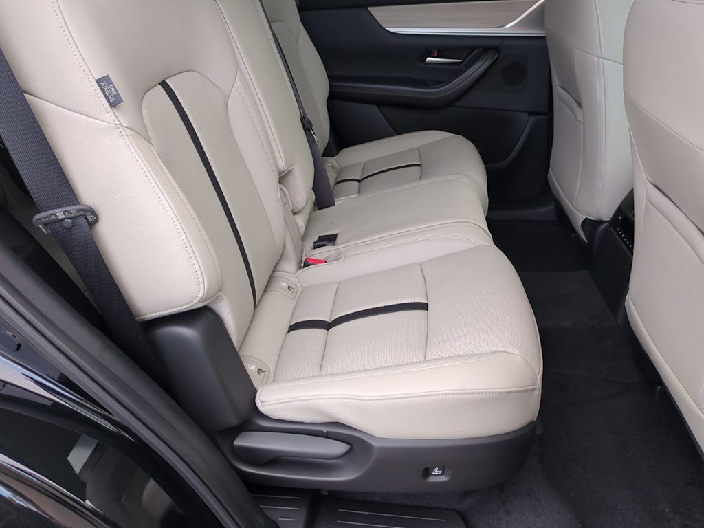 Thumbnail: 2026 Mazda CX-90 - 25