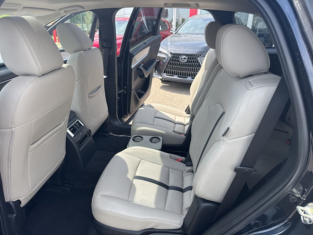Thumbnail: 2024 Mazda CX-90 - 12