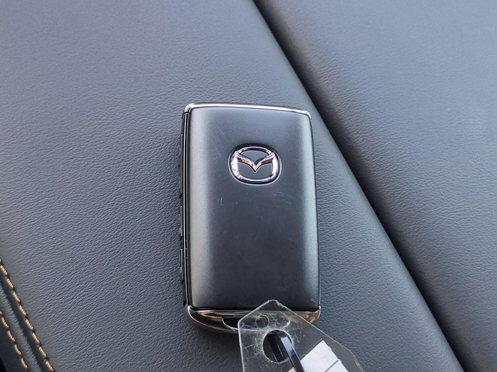 Thumbnail: 2026 Mazda CX-90 - 17