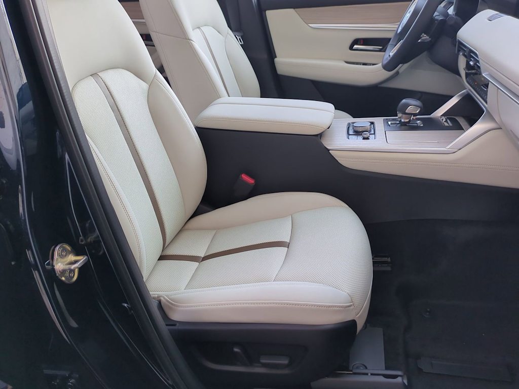 Thumbnail: 2026 Mazda CX-90 - 27