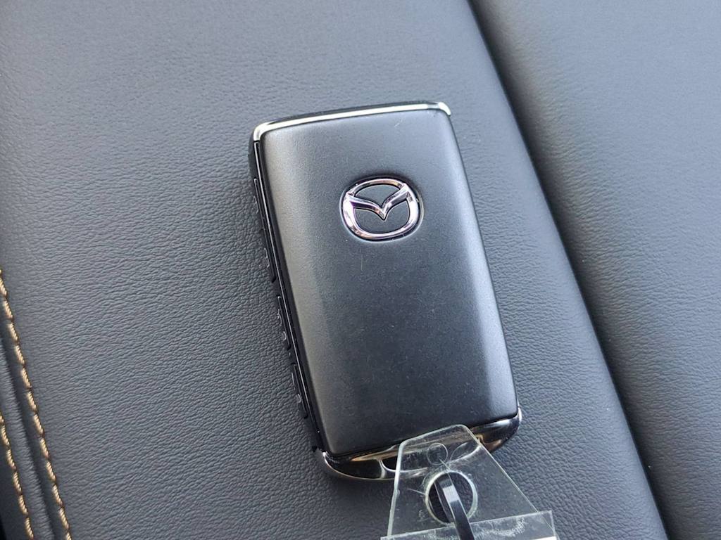 Thumbnail: 2026 Mazda CX-90 - 16