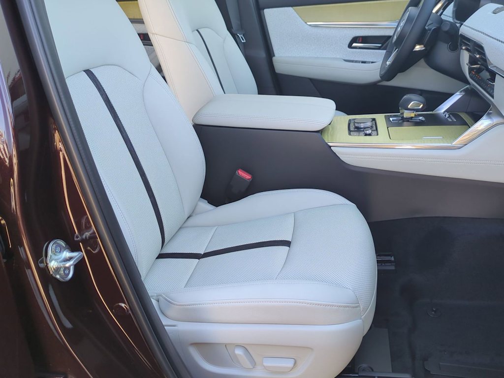 Thumbnail: 2026 Mazda CX-90 - 26