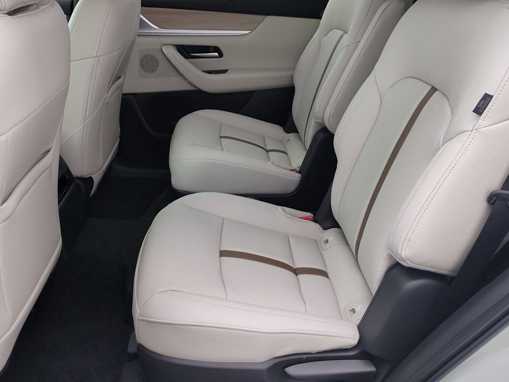 Thumbnail: 2026 Mazda CX-90 - 12