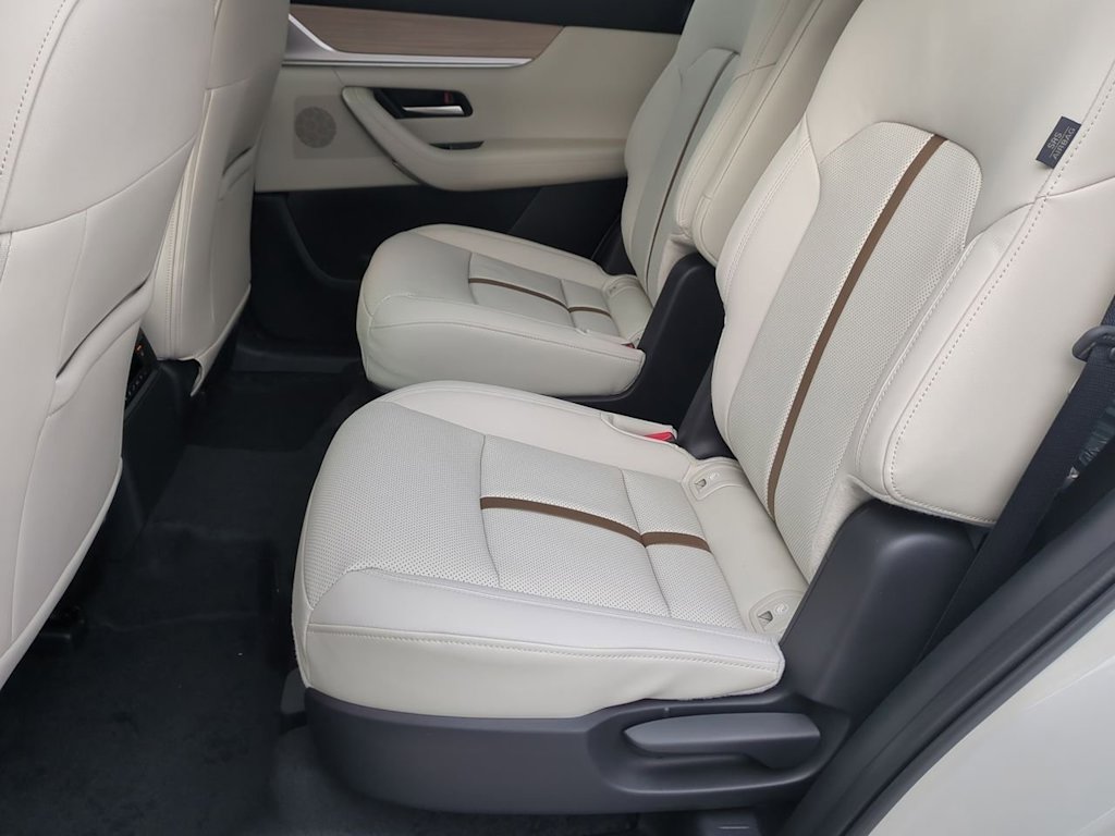 Thumbnail: 2026 Mazda CX-90 - 25