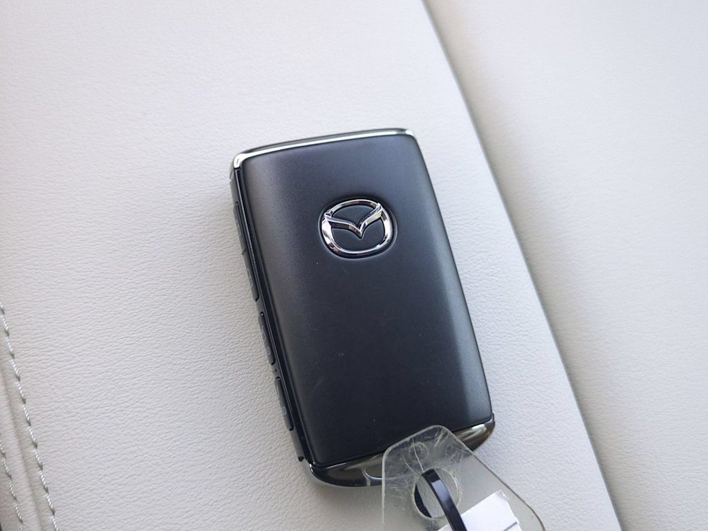 Thumbnail: 2026 Mazda CX-90 - 18